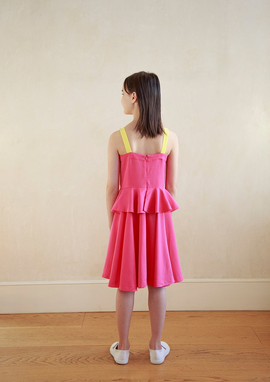 ワンピース Uhr Mom dress pink 5-6Y ワンピース Uhr Mom dress pink 5-6Y ワンピース Uhr Mom dress pink 5